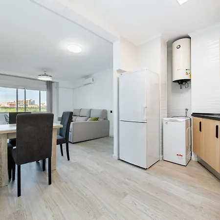 Marina Sunrise 托雷维耶哈