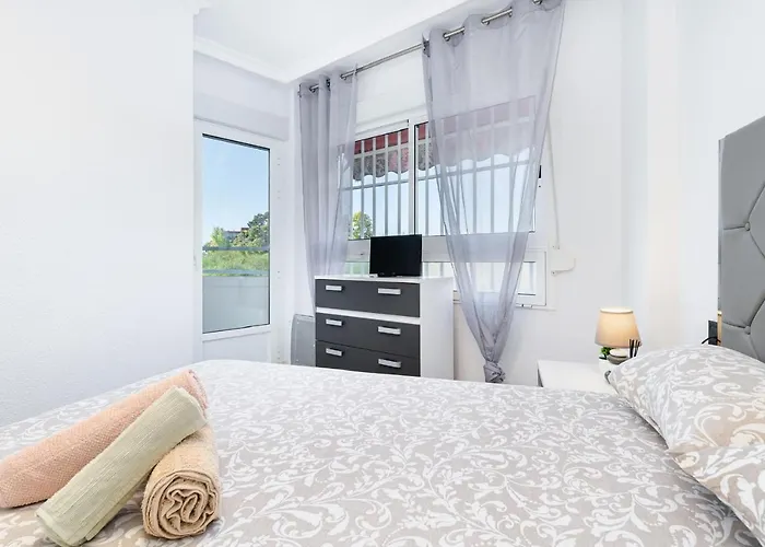 Marina Sunrise * 托雷维耶哈